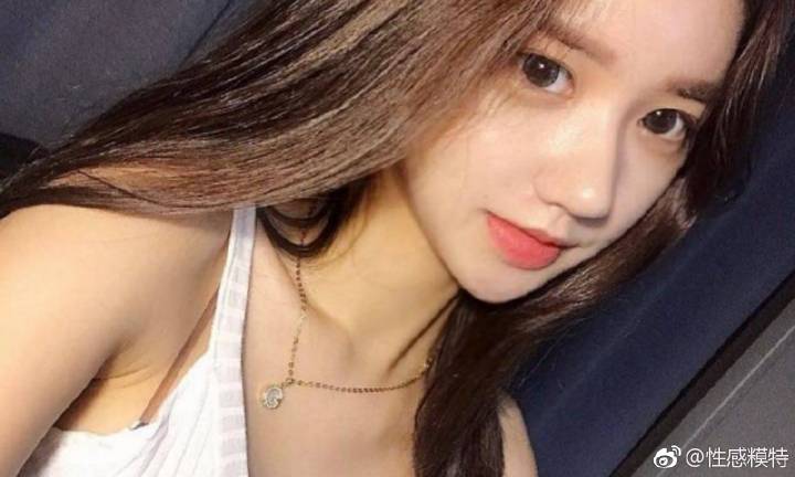 黄仁勋年内第三次访华，用这个词形容中国AI产业